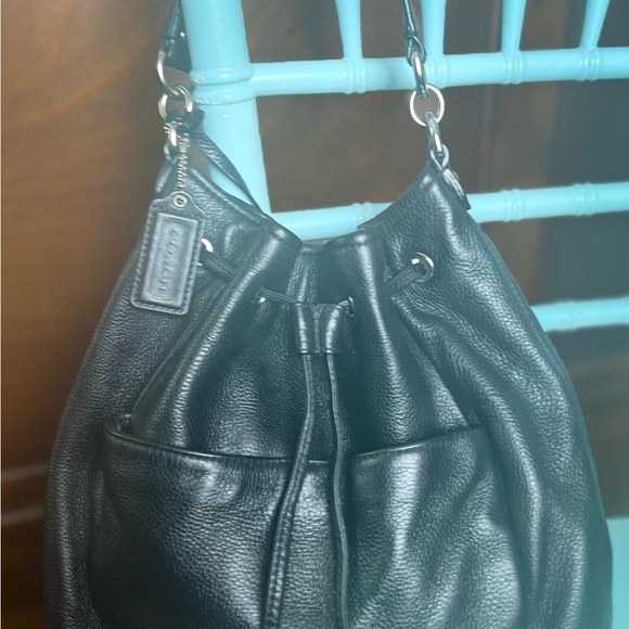 Coach leather bucket purse - Picture 2 of 13